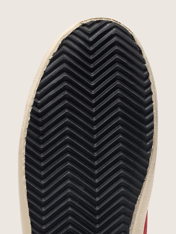 Golden Goose - Super-Star Donna in suede rosso con stella in glitter e talloncino bianco in 