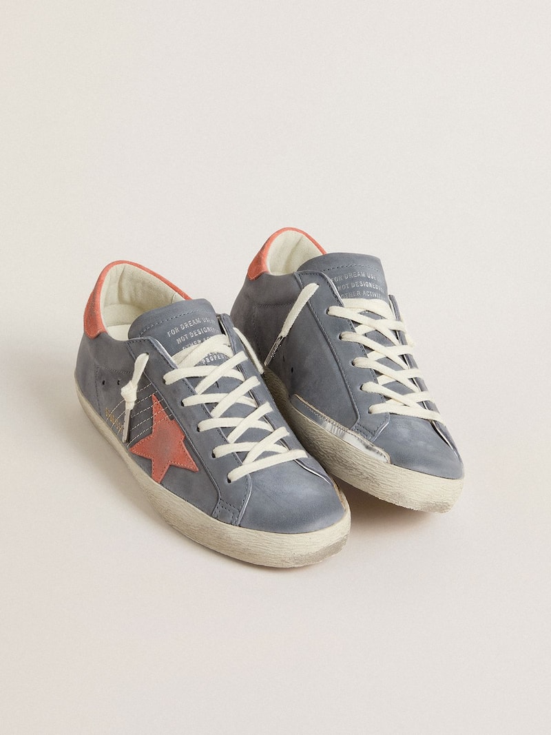 Golden Goose - Super Star Donna in nabuk azzurro con stella e talloncino in suede rosa in 