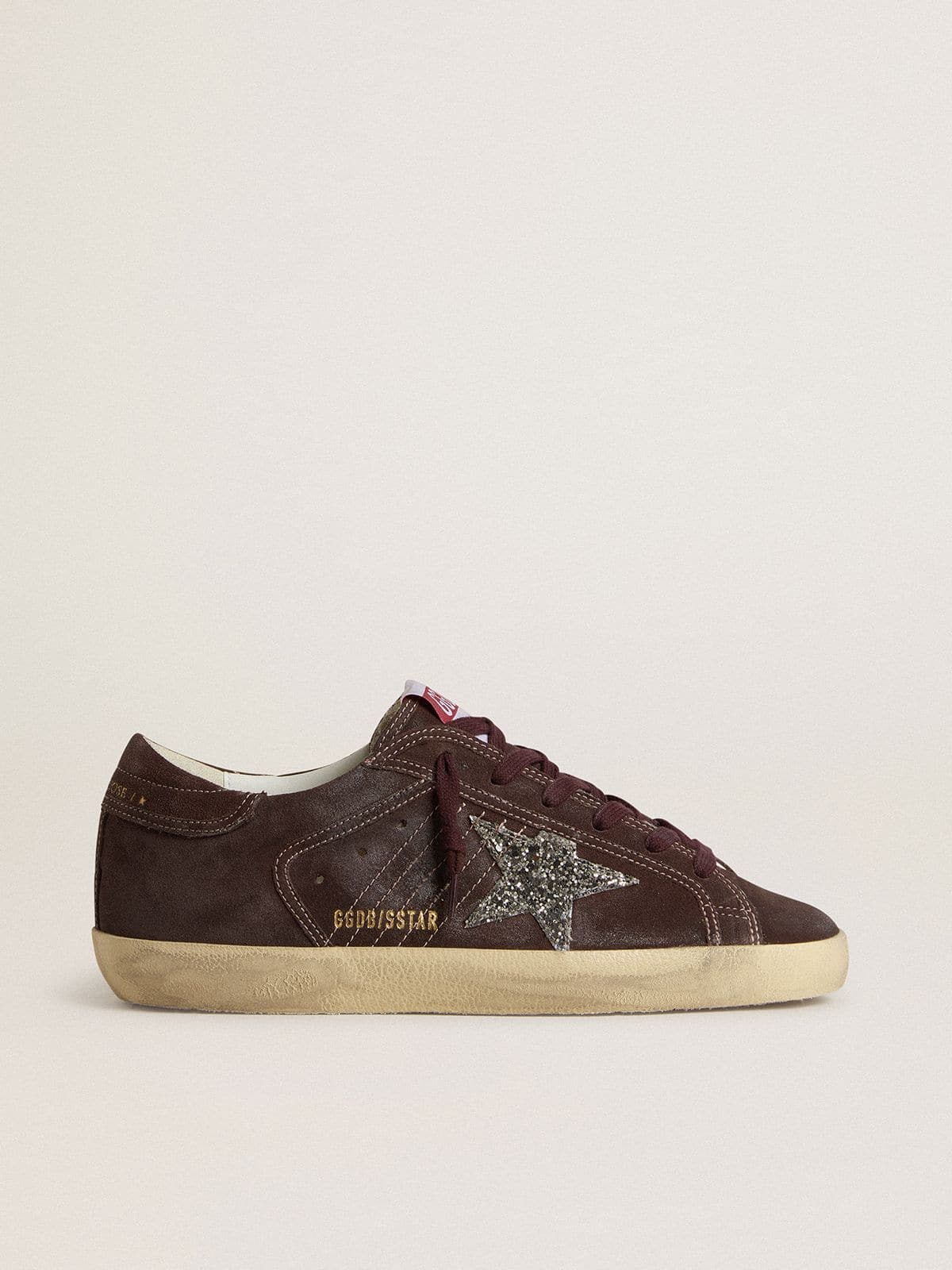 Golden Goose - Super-Star Damen aus braunem Rauleder mit silberfarbenem Glitzerstern  in 