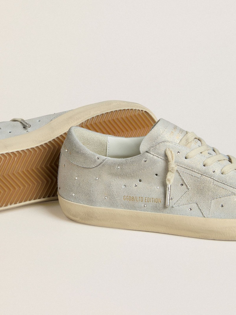 Golden Goose - Super-Star LTD Damen aus Suede in Platin und Swarovski-Kristallen mit Suedestern in Platin in 