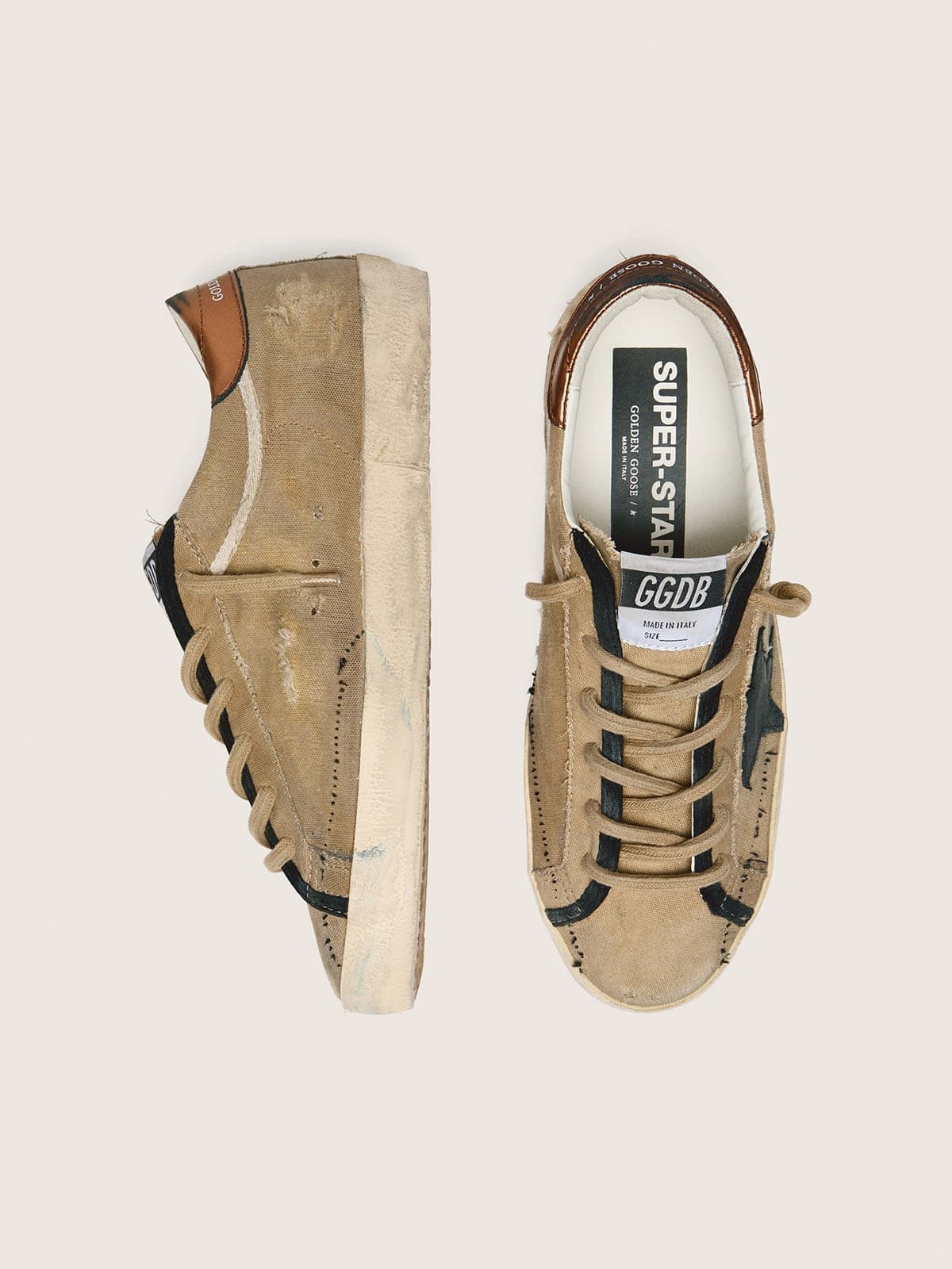 Golden Goose - Super-Star LTD donna in canvas beige con stella in pelle nera in 