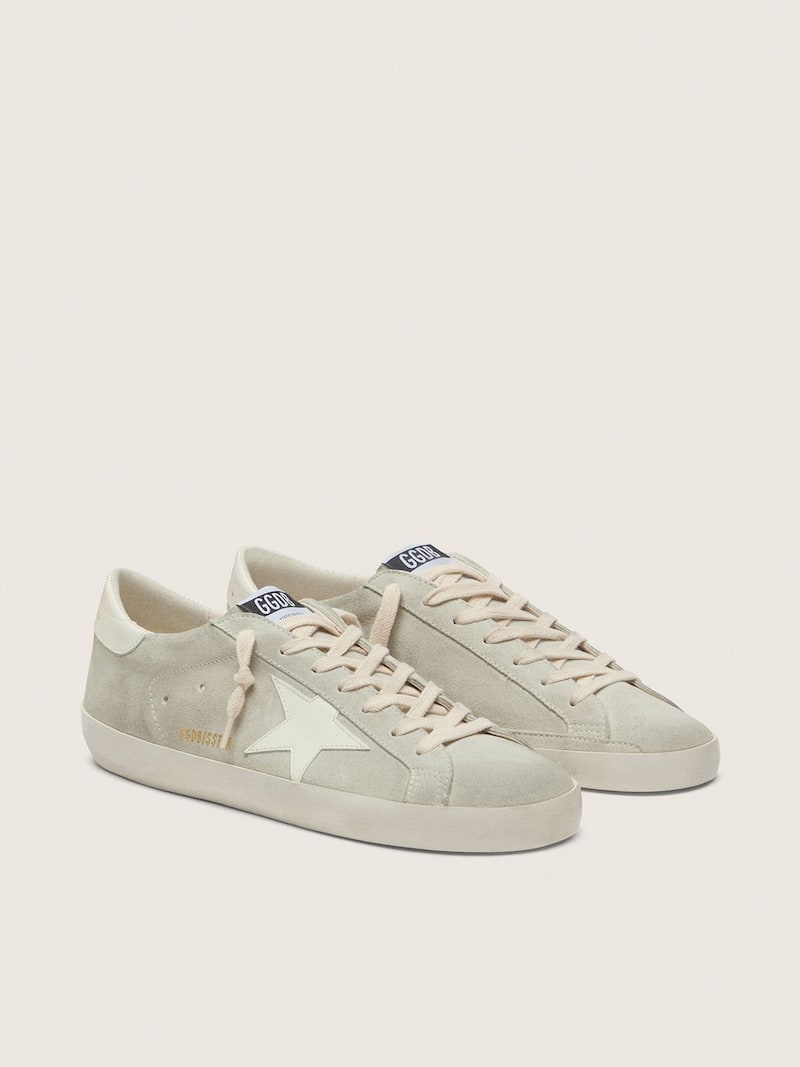 Golden Goose - Super-Star de mujer de ante gris claro con estrella de piel blanca in 