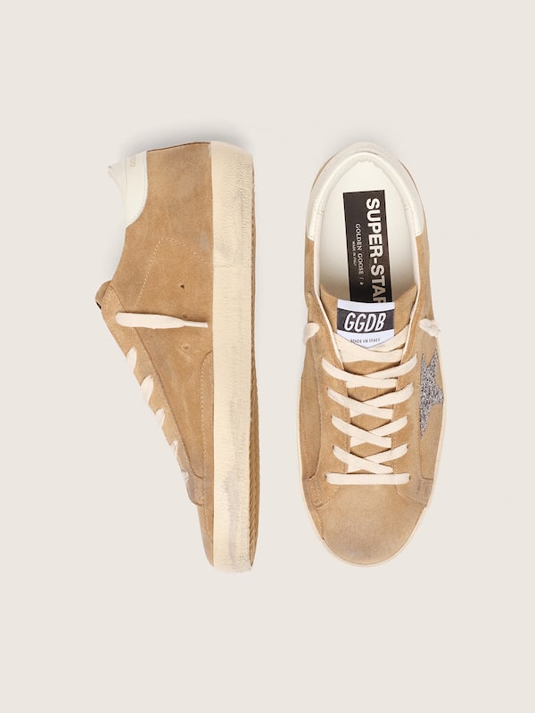 Women&rsquo;s Super-Star in tobacco suede with silver glitter star