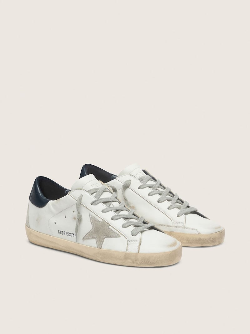 Golden Goose - Super-Star Donna con stella in suede e talloncino blu in 