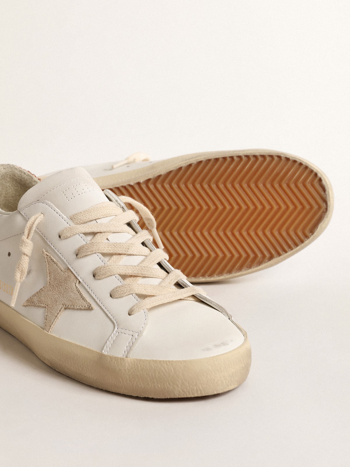 Golden Goose - Super-Star mit Raulederstern und pfirsichrosa Glitzer an der Ferse in 