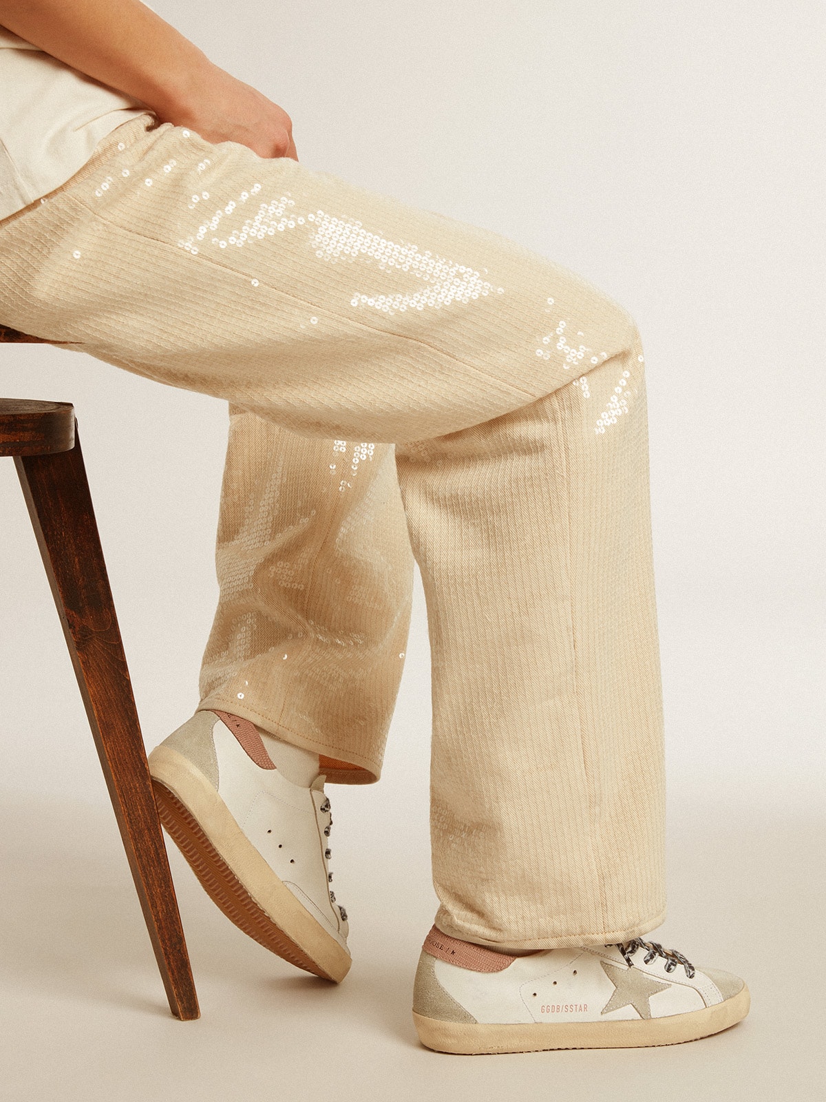 Golden Goose - Super-Star with ice-gray star and pink lizard-print heel tab in 