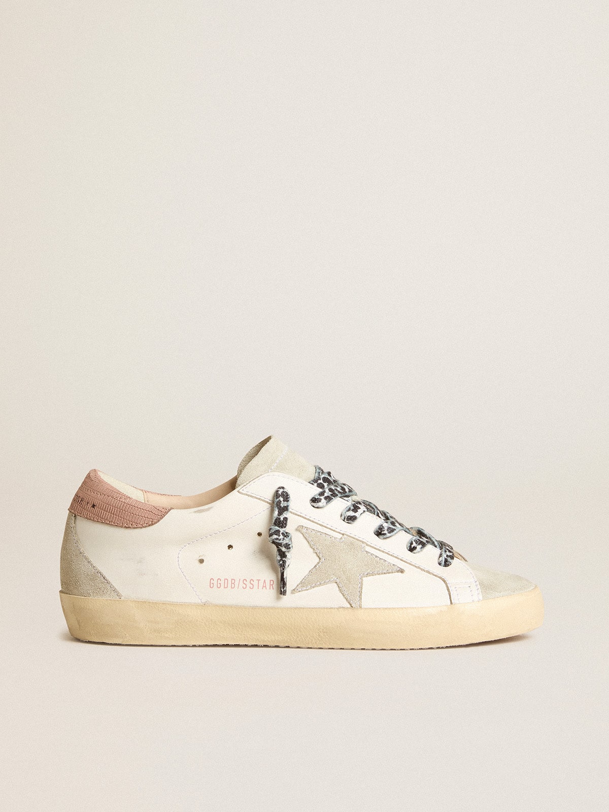 Super-Star with ice-gray star and pink lizard-print heel tab | Golden Goose