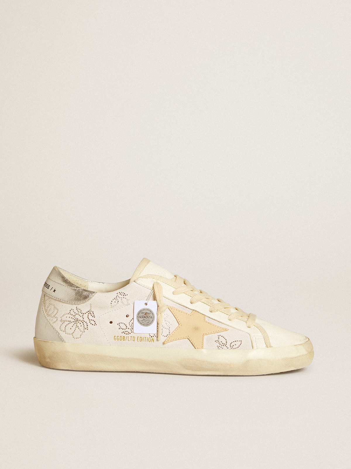 Golden Goose - Super-Star LTD avec cristaux Swarovski et étoile en cuir gris fumé in 