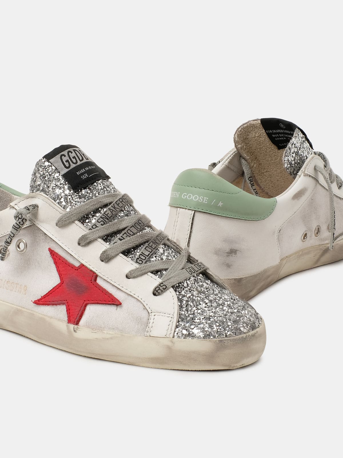 ★【Golden 】★SUPER-STAR レッドスター スニーカー★ GOLDEN GOOSE Super-Star sneakers with red suede star and