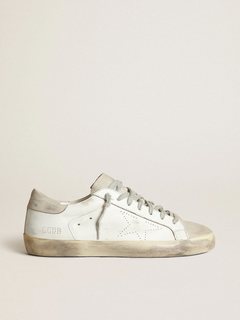 Women's Super-Star in white leather with perforated star and beige nubuck heel tab