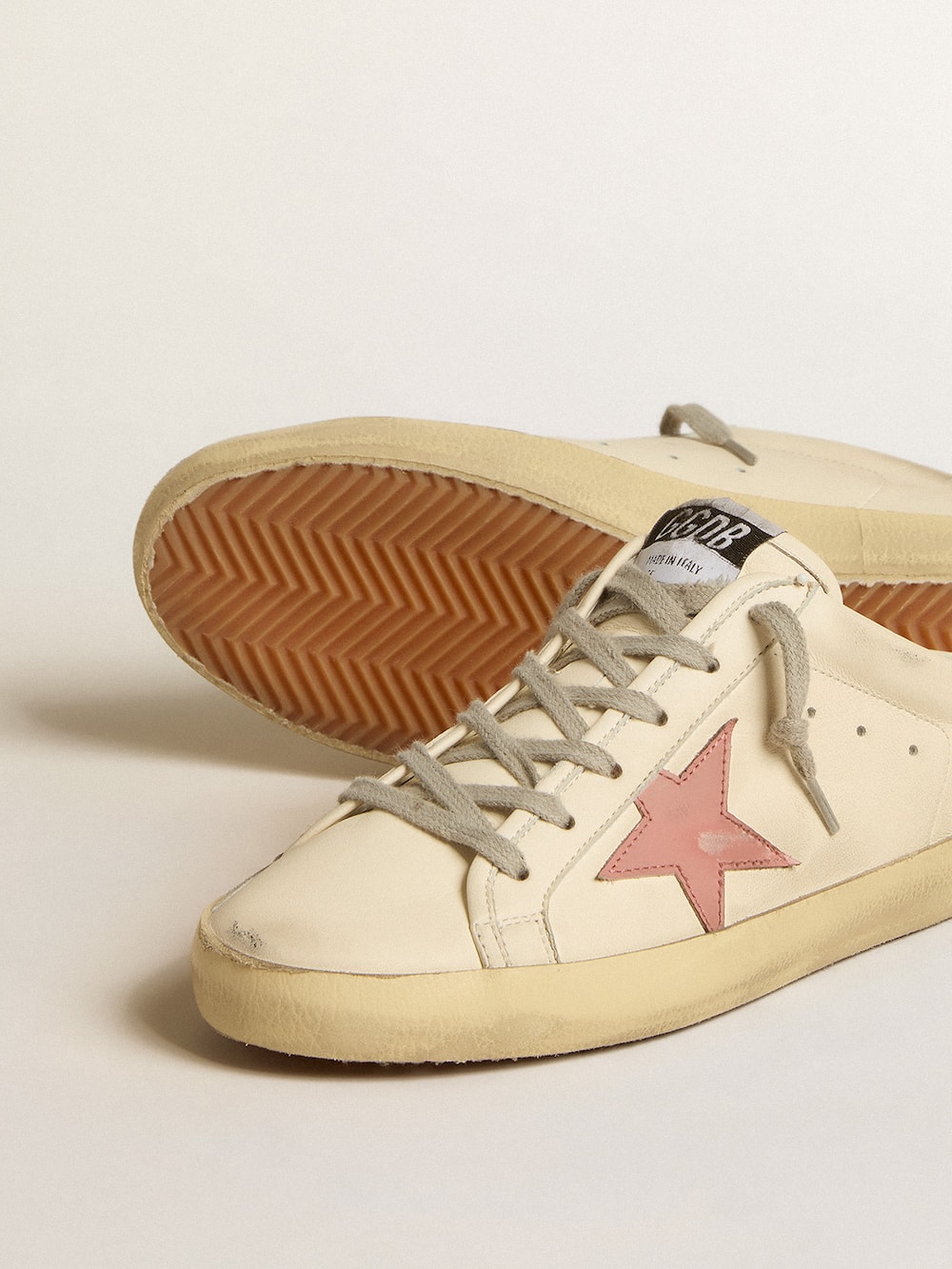 Golden Goose - Super-Star Sabots in nappa with pink leather star in 