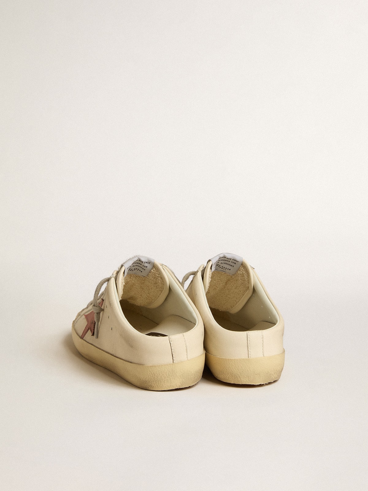 Golden Goose - Mules Super-Star de napa con estrella de piel rosa in 