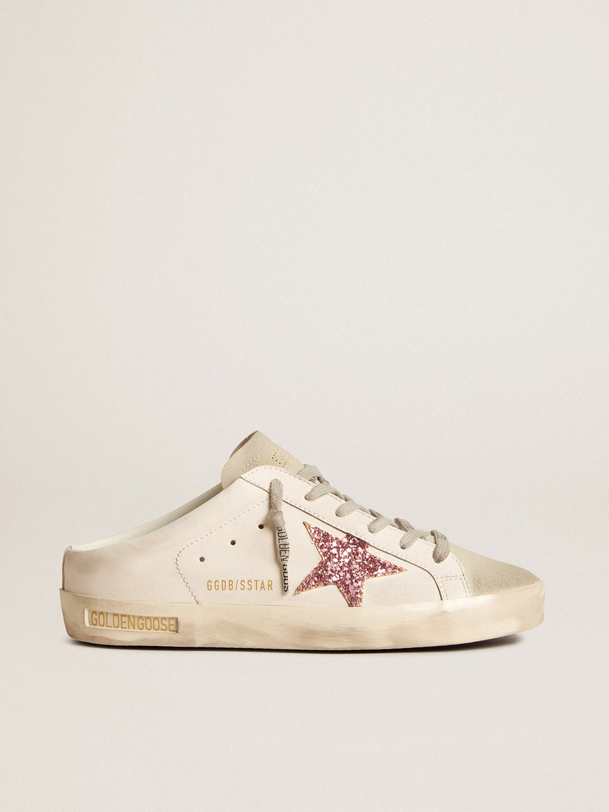 Golden Goose - Mule Super-Star de base vegetal com estrela de glitter rosa e biqueira de suede in 