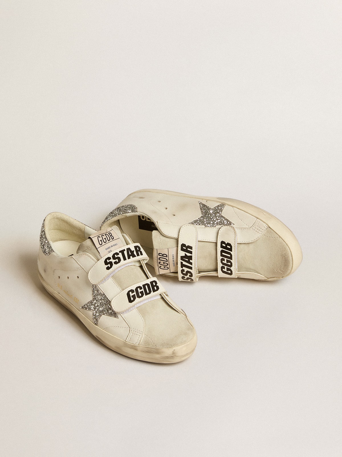 Golden Goose - Old School Donna con stella in glitter argento con linguetta in suede ghiaccio in 