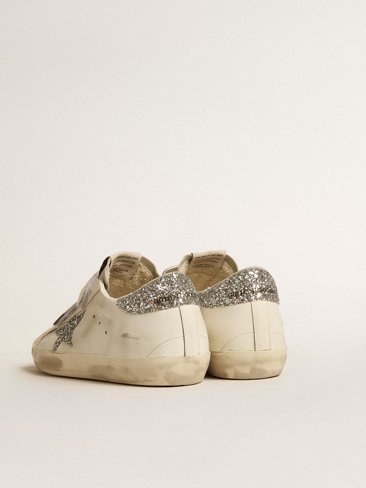 Golden Goose - Old School Donna con stella in glitter argento con linguetta in suede ghiaccio in 