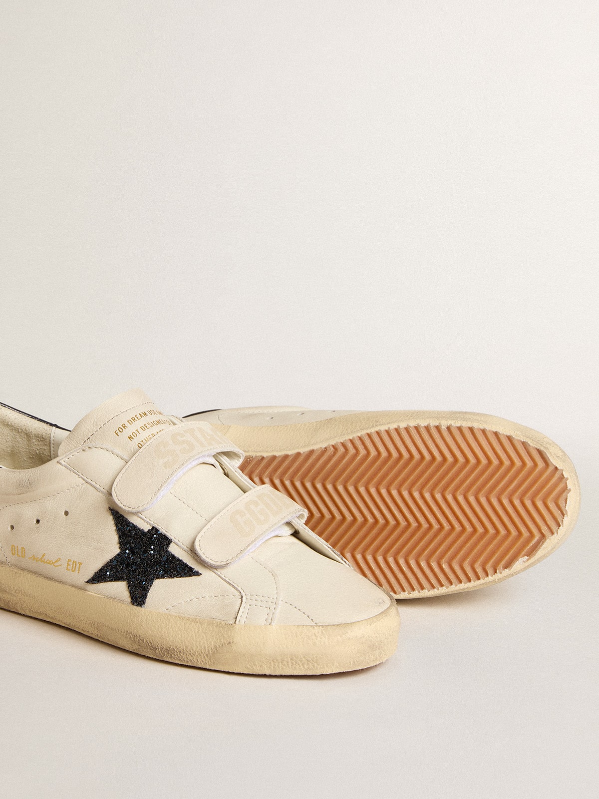 Golden Goose - Old School in leather with blue glitter star and blue leather heel tab in 