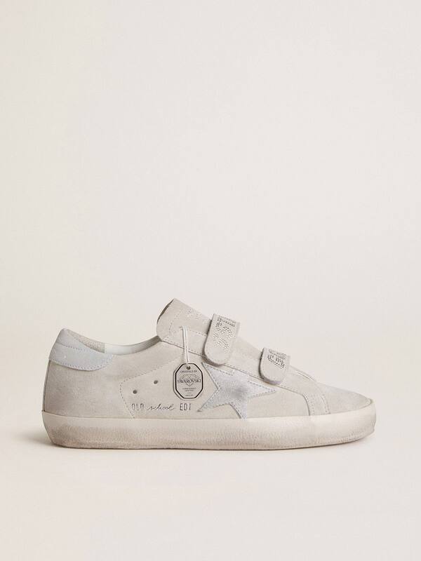 Golden Goose - Women's Old School in light gray suede with a leather star with micro-glitter in 