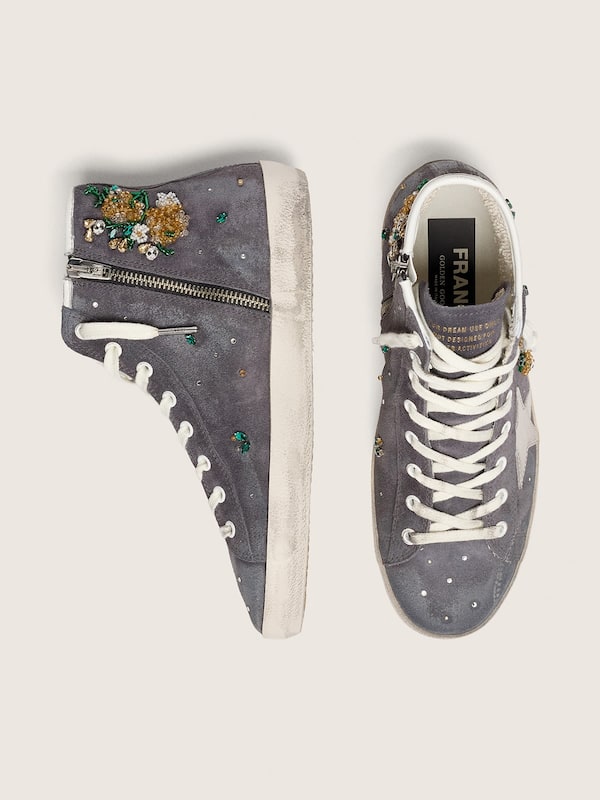 Francy femme en cuir velours gris fonc&eacute; avec &eacute;toile blanche et application de perles et cristaux