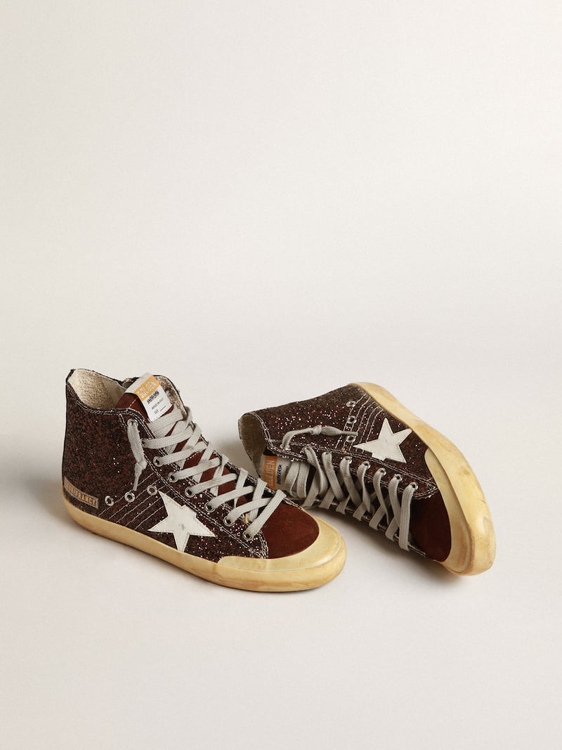 Golden Goose - Francy Penstar con purpurina marr&oacute;n y estrella de piel blanca in 