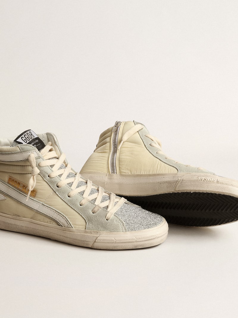 Golden Goose - Elfenbeinfarbener Slide aus Nylon mit Stern und silberfarbenen Swarovski-Kristallen an der Lasche in 