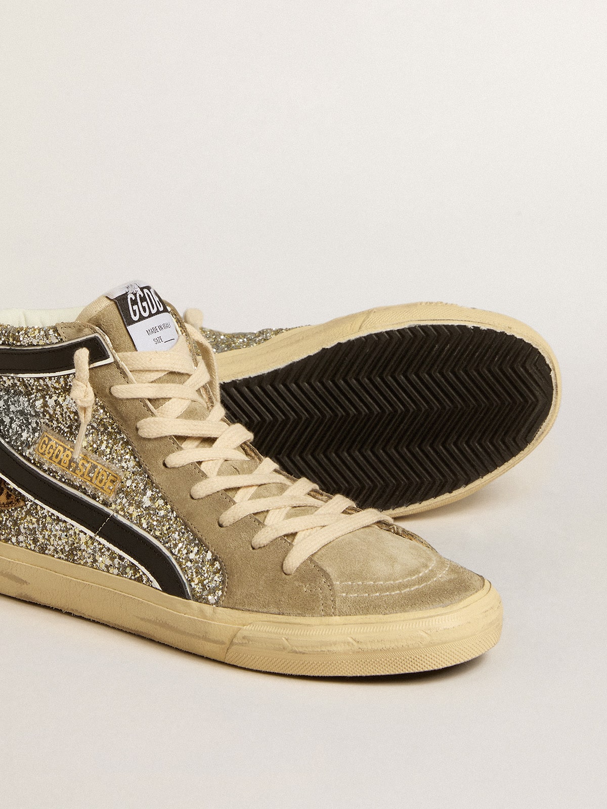 Golden Goose - Slide de glitter platinado com estrela de cavalinho leopardo e lista preta in 