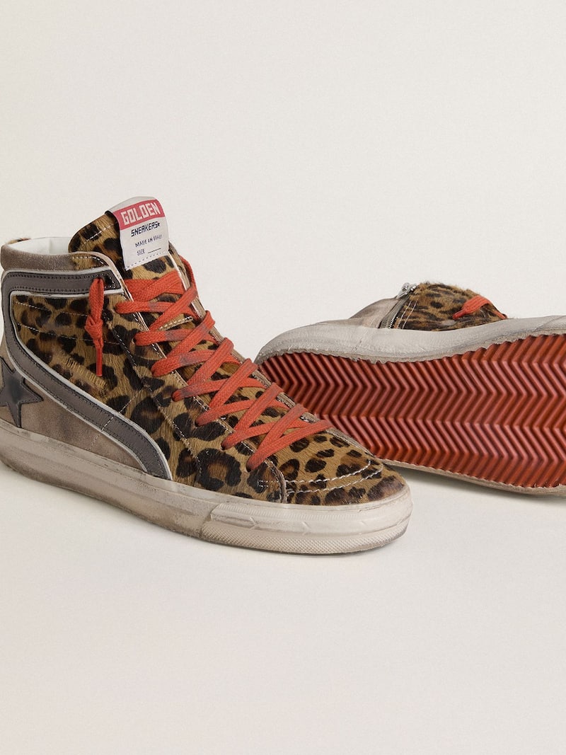 Golden Goose - Slide LTD pour femme en cuir fa&ccedil;on poulain imprim&eacute; l&eacute;opard avec &eacute;toile et virgule en cuir lam&eacute; in 