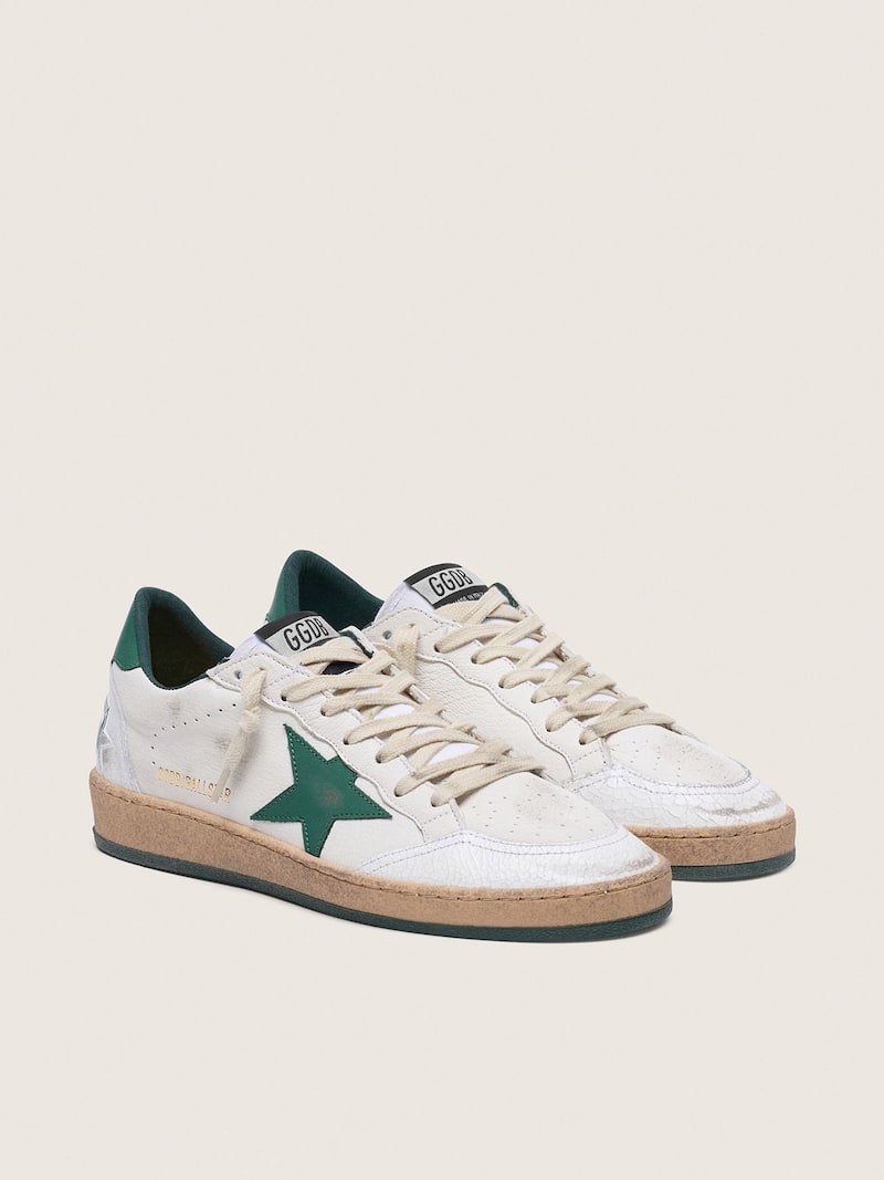 Golden Goose - Ball Star Donna in nappa bianca con stella e talloncino in pelle verde in 