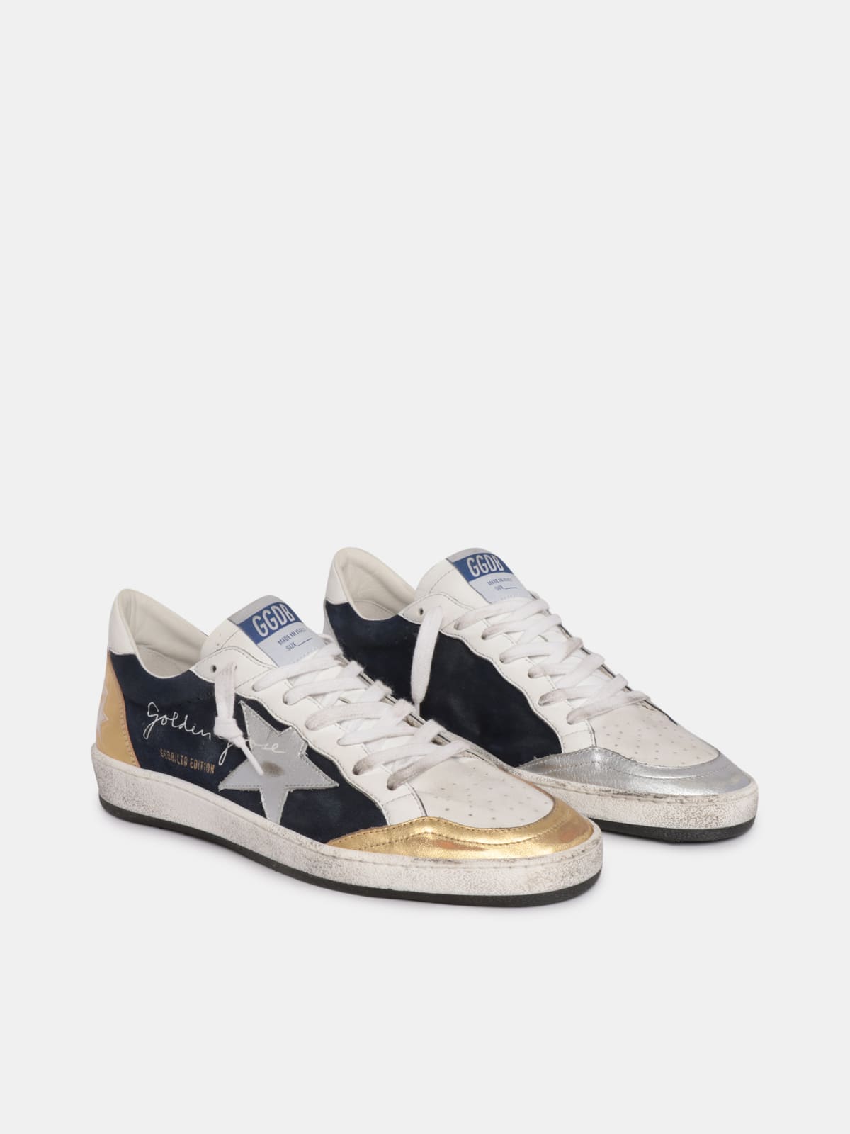 Golden Goose - Sneakers Ball Star LTD en daim avec détails en cuir lamé doré et argenté in 