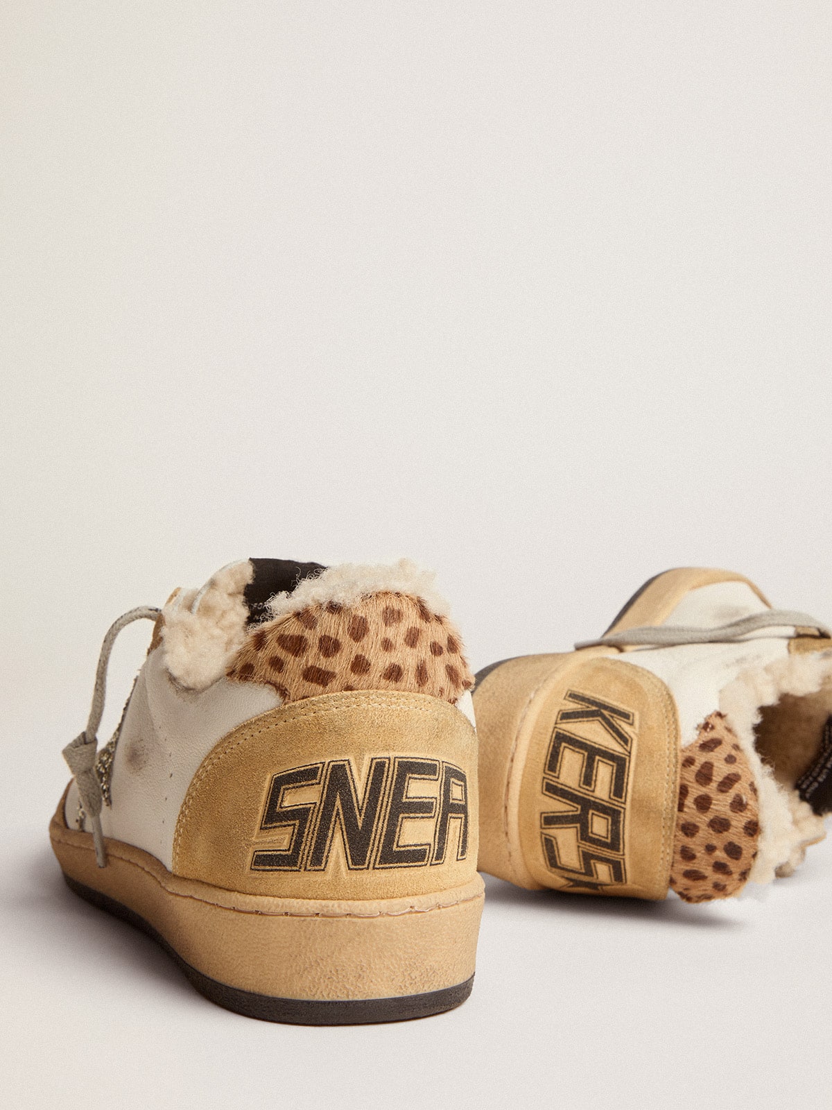 Golden Goose - Ball Star feminino de napa com estrela de glitter e forro de shearling in 