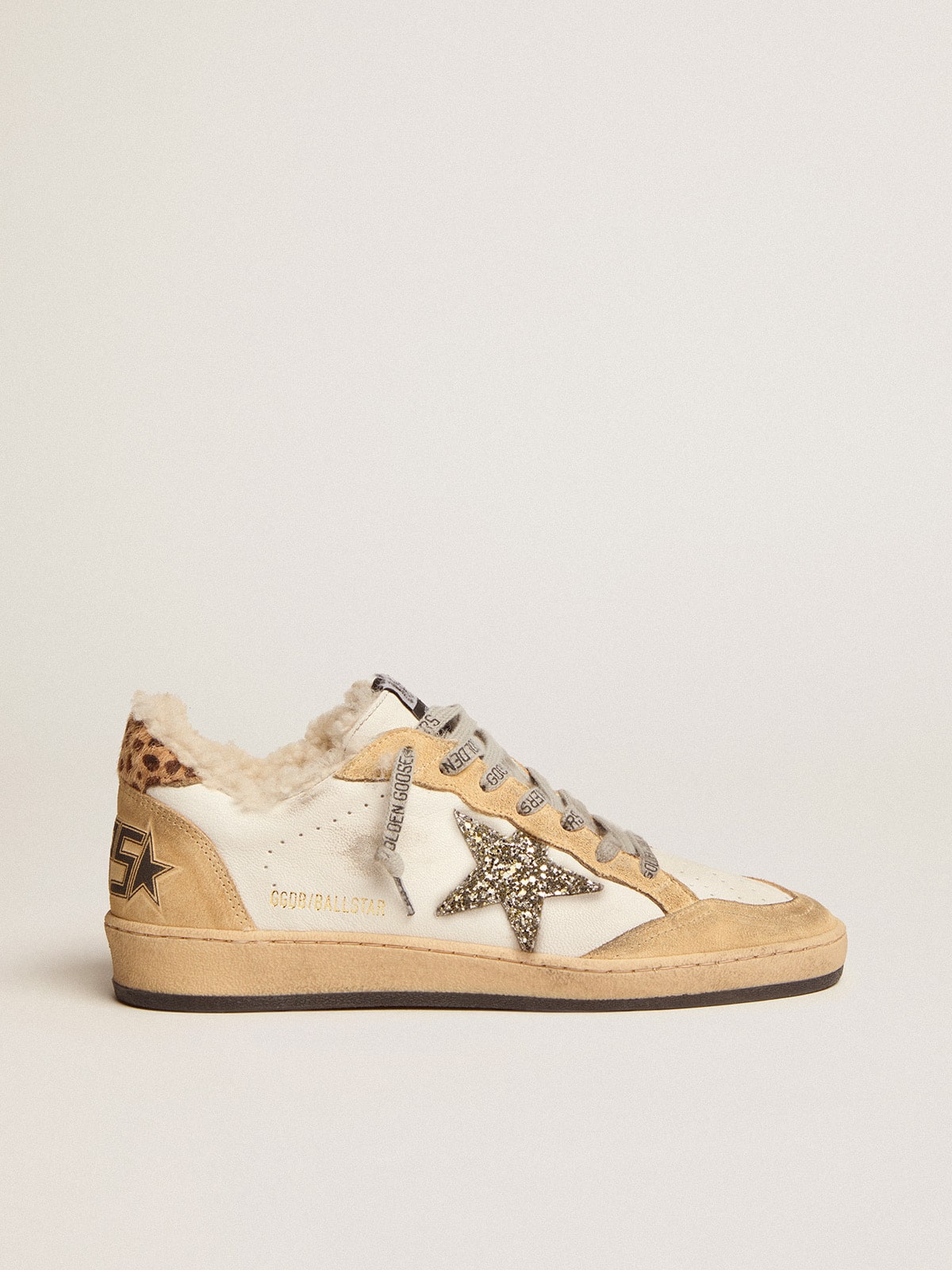 Golden Goose - Ball Star feminino de napa com estrela de glitter e forro de shearling in 