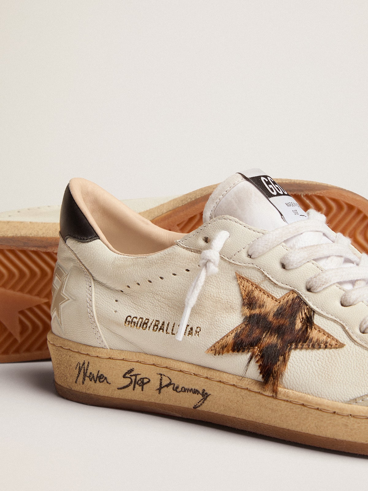 Golden Goose - Ball-Star para mujer con estrella de piel de potro estampado de leopardo in 