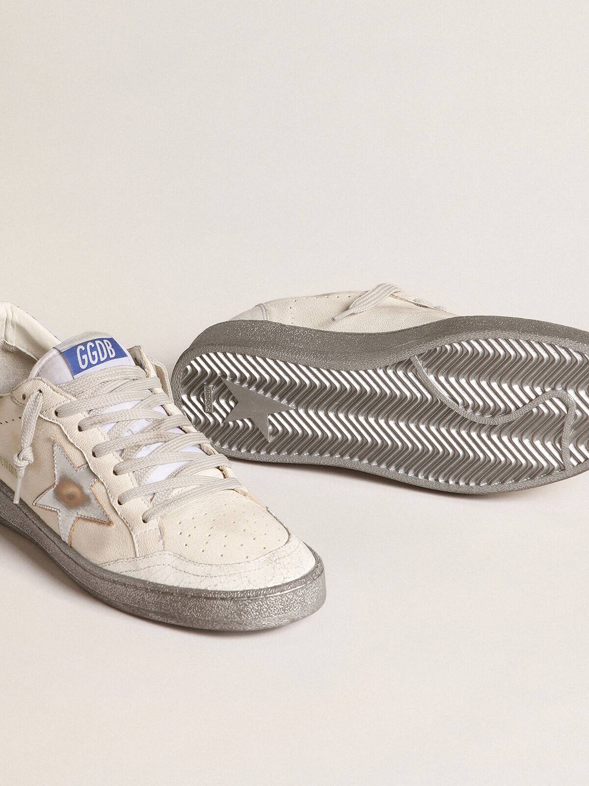 Golden Goose - Ball Star Donna LTD con talloncino in glitter argento e stella argento in 