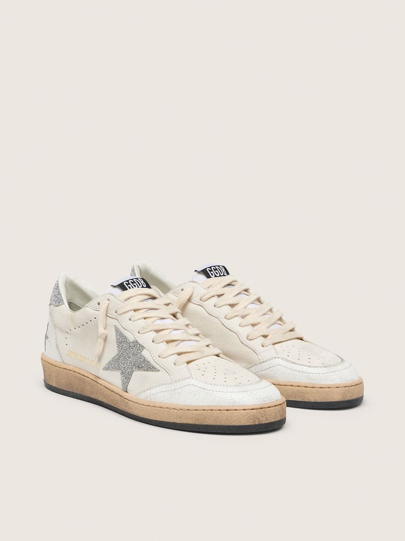 Golden Goose - Wei&szlig;er Ball Star mit Swarovski-Kristallen f&uuml;r Stern und Ferse in 