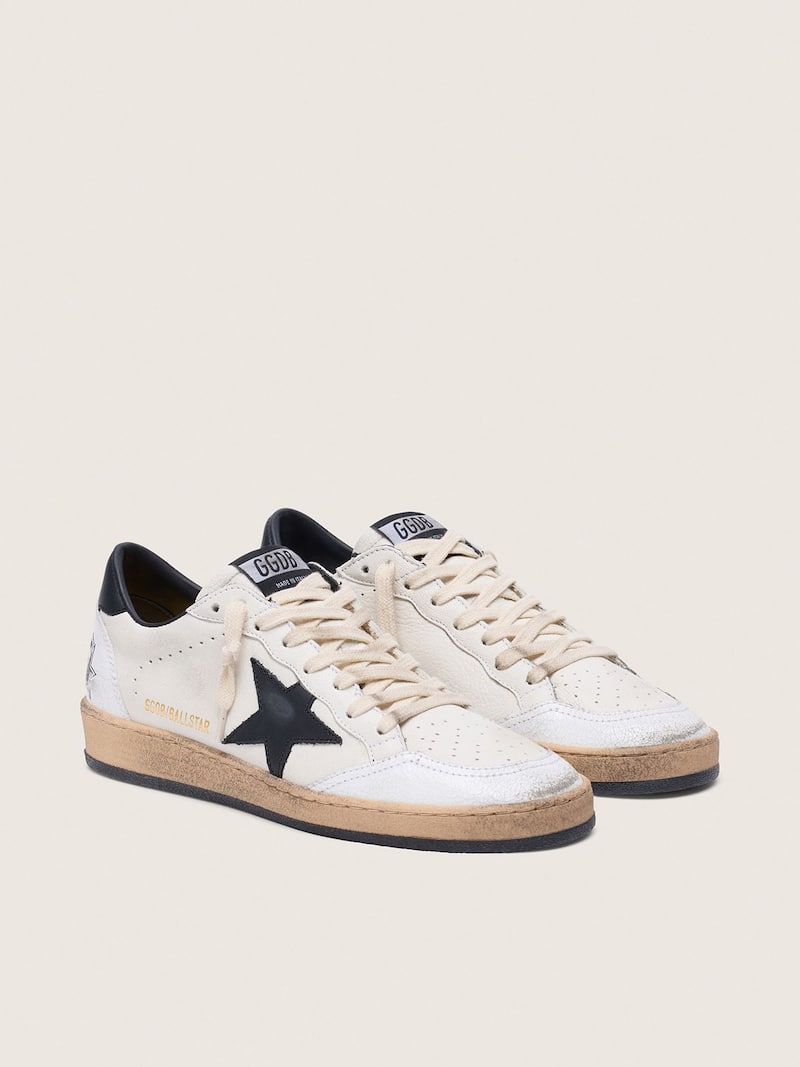 Golden Goose - Ball Star femme en nappa avec &eacute;toile noir et contrefort noir in 