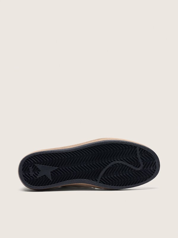 Golden Goose - Damen Ball Star aus Nappaleder mit schwarzer Stern und schwarzer Ferse in 