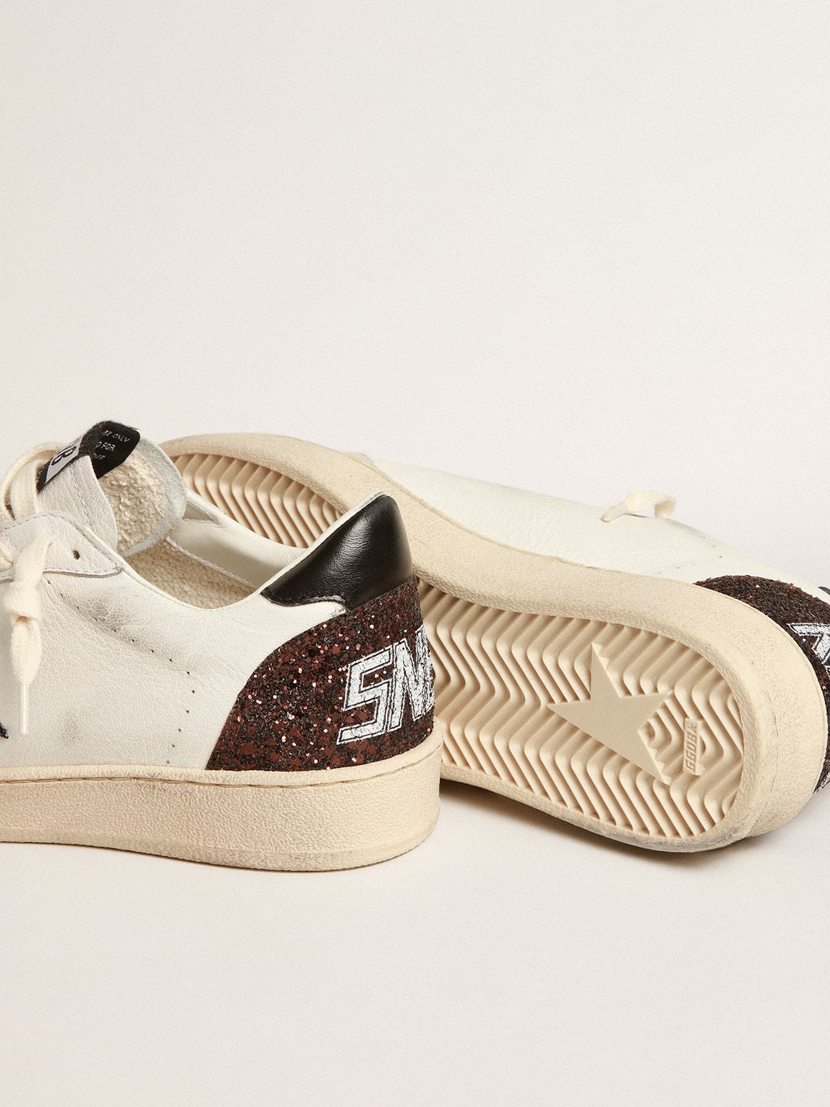 Ball star nappa with glitter and black heel tab