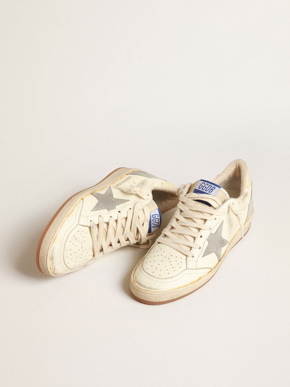 Golden Goose - Ball Star in nappa leather with gray suede star and beige heel tab in 