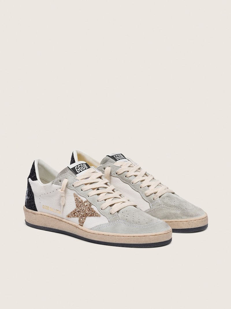 Golden Goose - Ball Star  de mujer de napa y ante con estrella con purpurina y refuerzo del tal&oacute;n negro in 