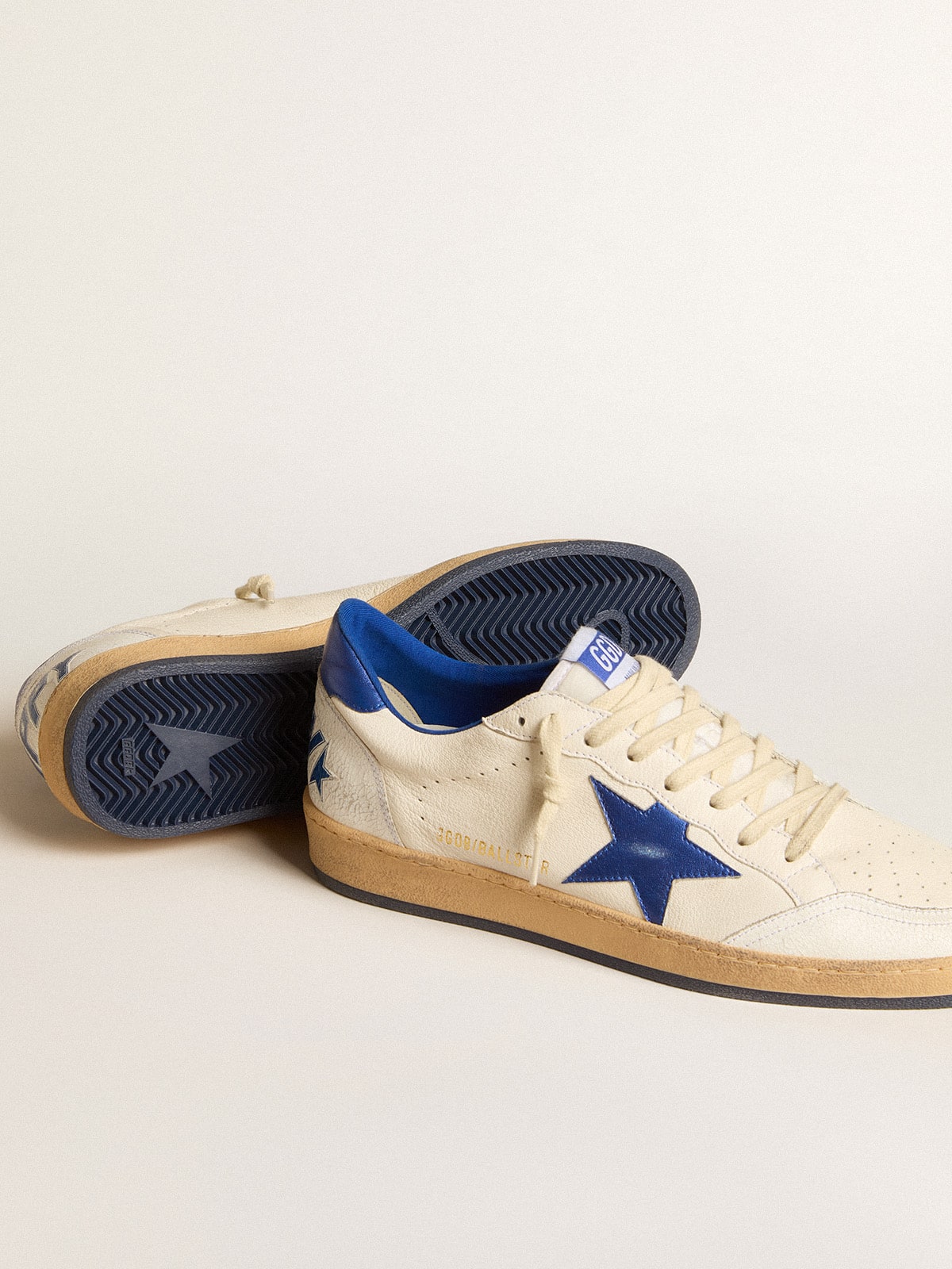 Golden Goose - Women’s Ball Star Wishes in white nappa leather with bright blue star and heel tab in 