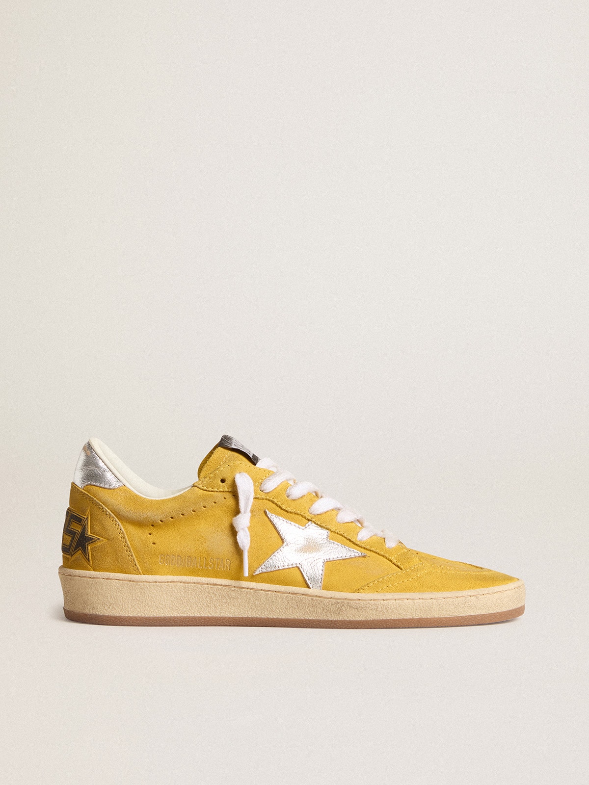 Golden Goose - Ball Star in honey suede with silver leather star and heel tab in 