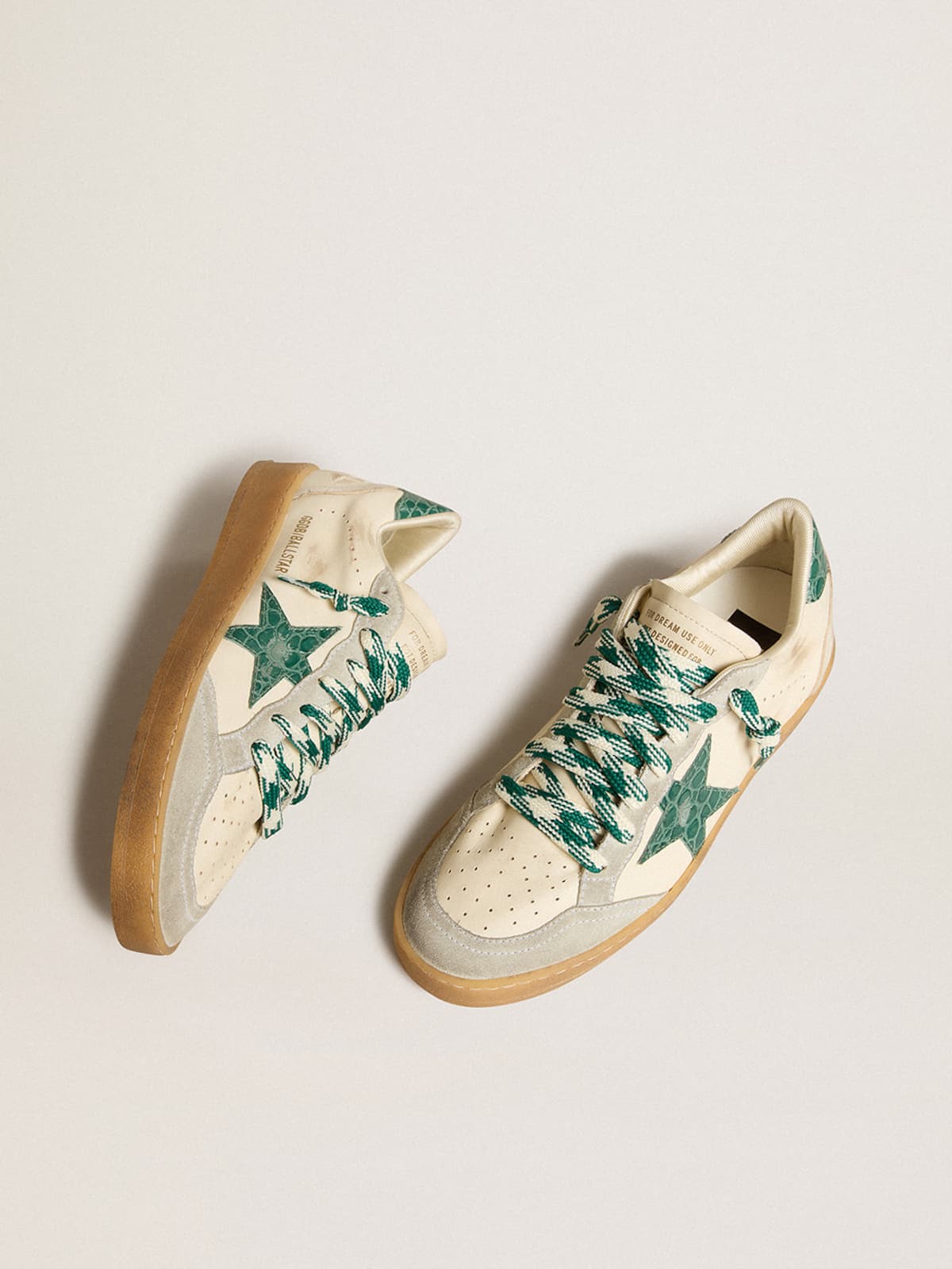 Golden Goose - Ball Star Donna LTD in nappa con stella in pelle verde con stampa coccodrillo in 