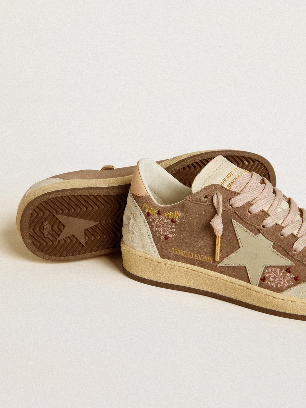 Golden Goose - Ball Star in brown suede with leather star and heel tab in 