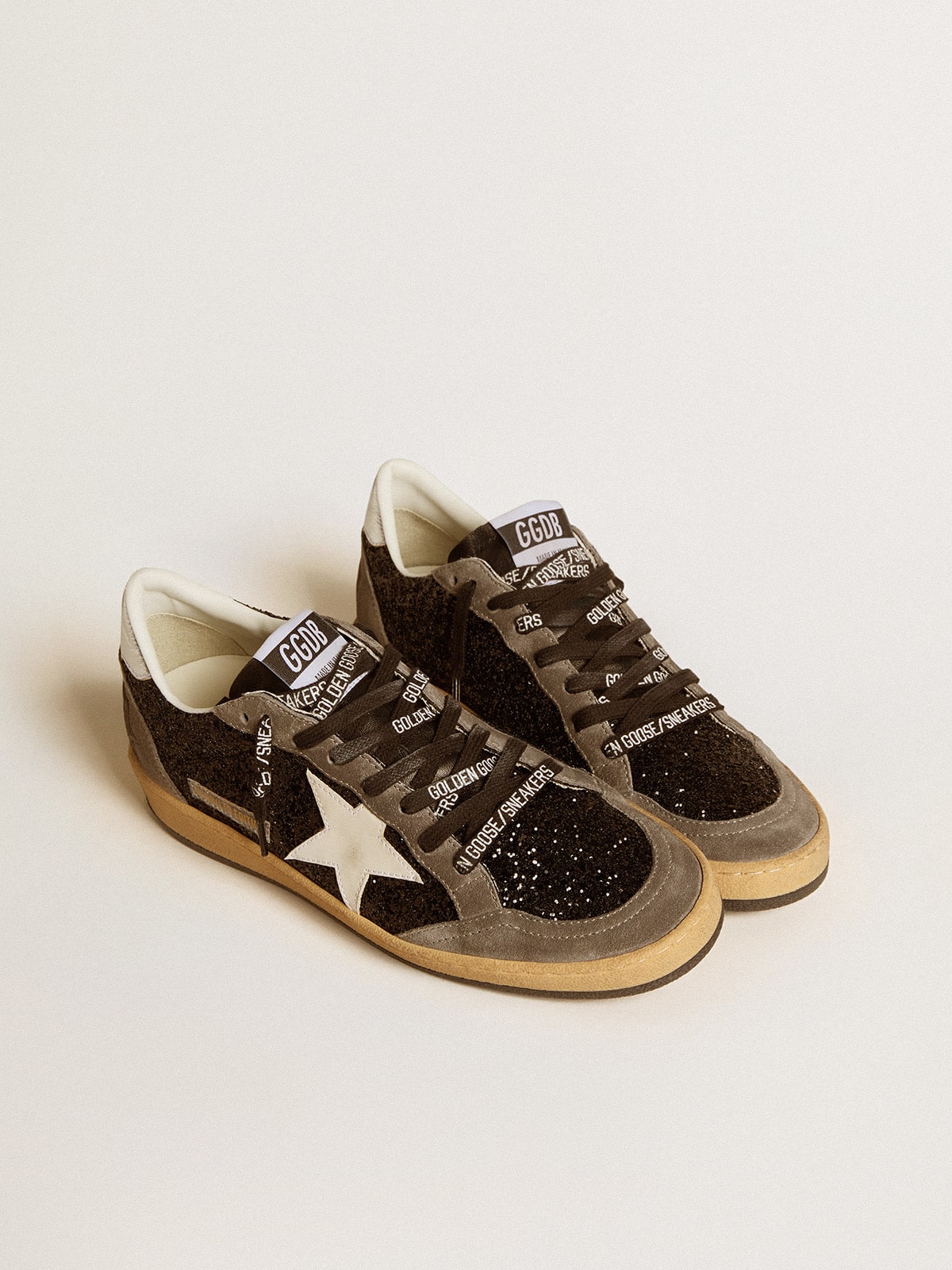 Golden Goose - Ball Star in glitter con stella in pelle e talloncino in pelle laminata in 