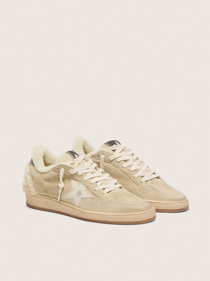 Golden Goose - Ball Star  f&uuml;r Damen aus Rauleder und Shearling mit wei&szlig;em Lacklederstern in 