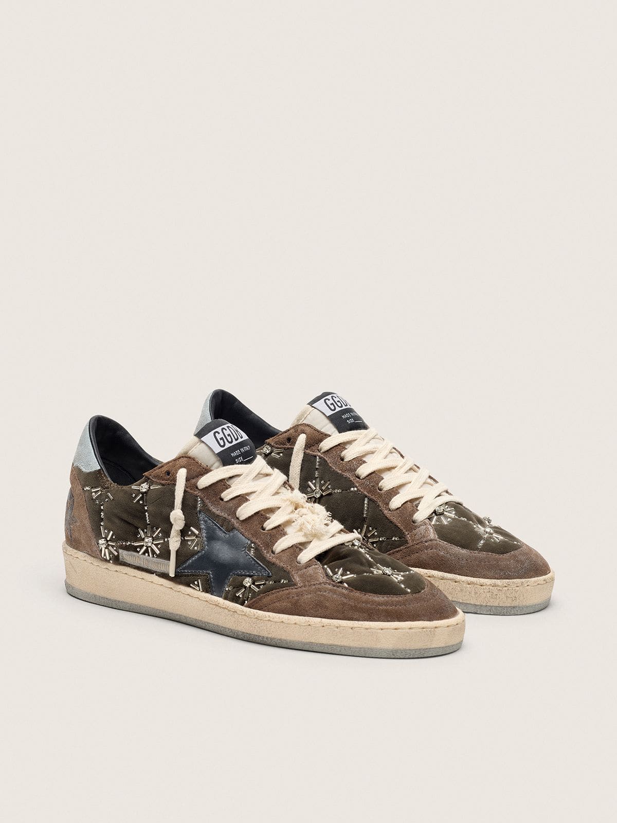Golden Goose - Ball Star Donna LAB in velluto matelass&eacute; marrone con strass e stella in pelle nera in 