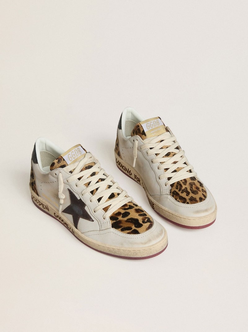Golden Goose - Ball Star donna in pelle bianca e cavallino leopardato con stella marrone in 