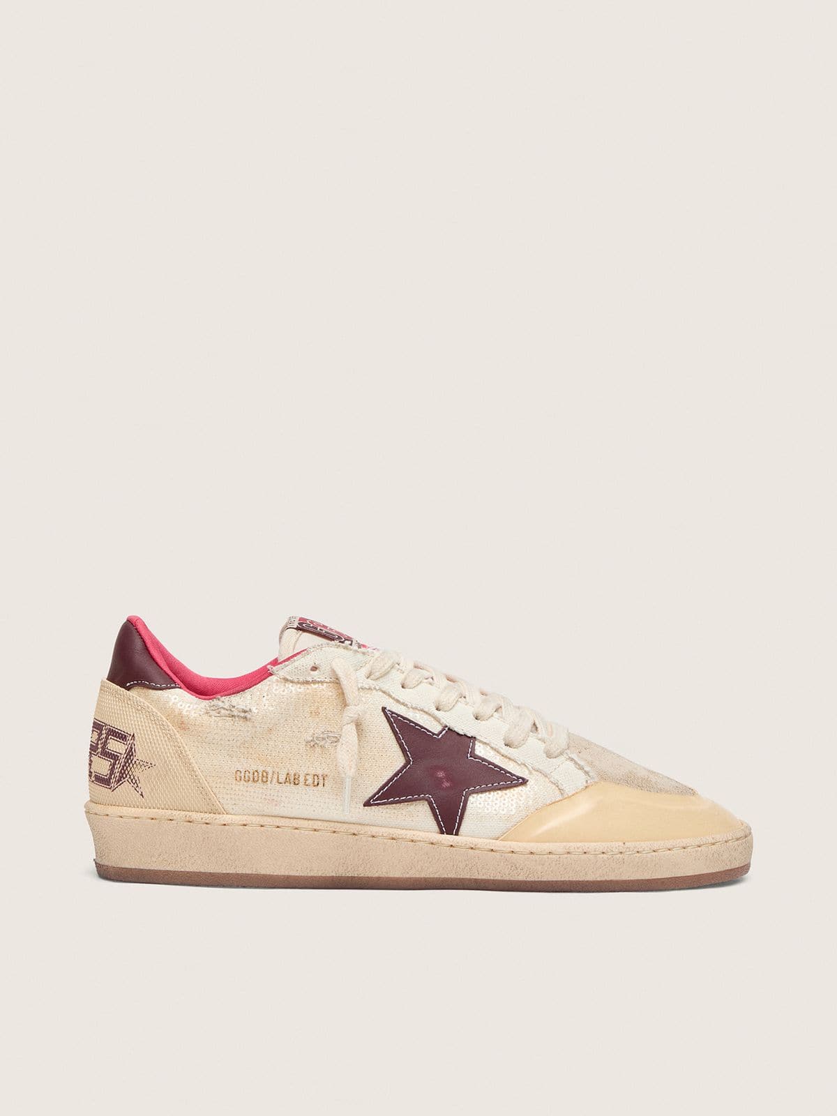 Golden Goose - Ball Star de mujer LAB con lentejuelas beige y estrella burdeos in 