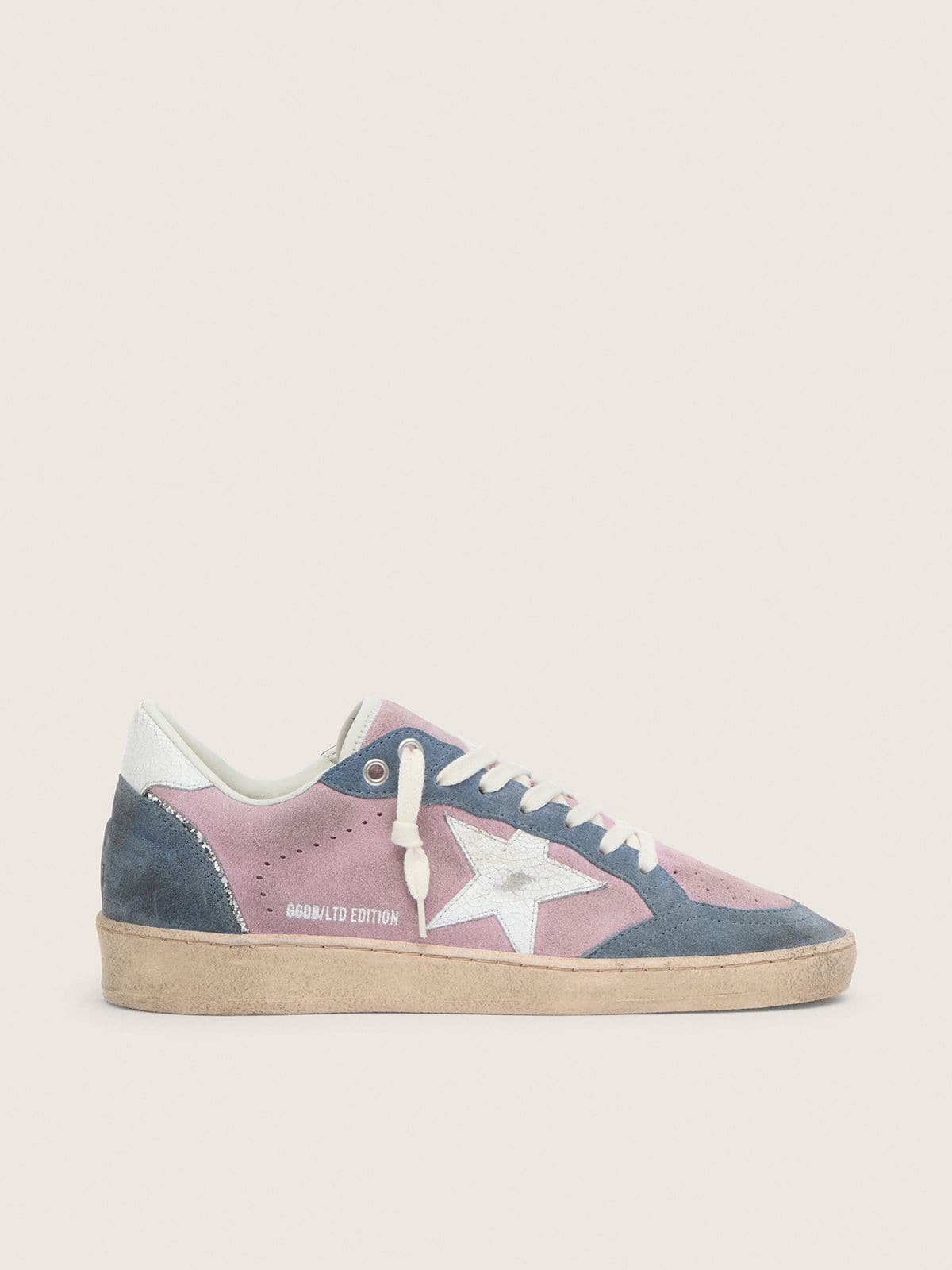 Golden Goose - Ball Star LTD Damen aus lila Rauleder mit wei&szlig;em Stern in 