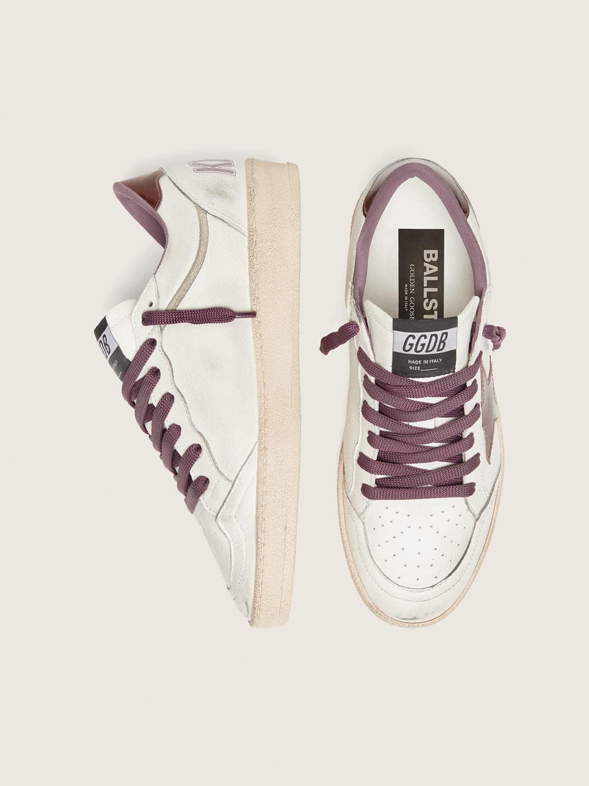 Golden Goose - Ball Star LTD de mujer de piel blanca con estrella de piel burdeos in 
