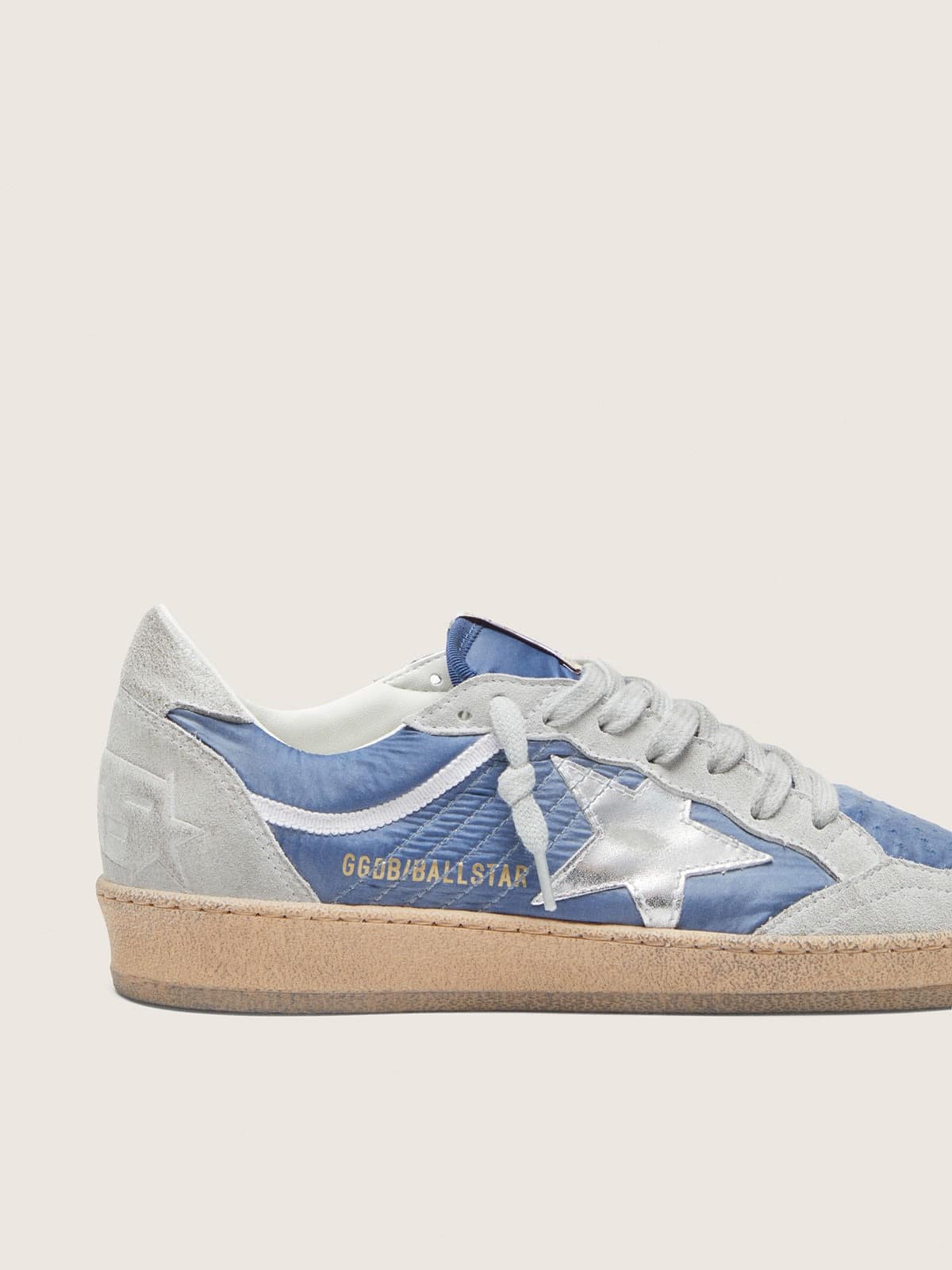 Golden Goose - Ball Star donna in nylon blu denim con inserti in suede grigio chiaro e stella in pelle laminata argento in 